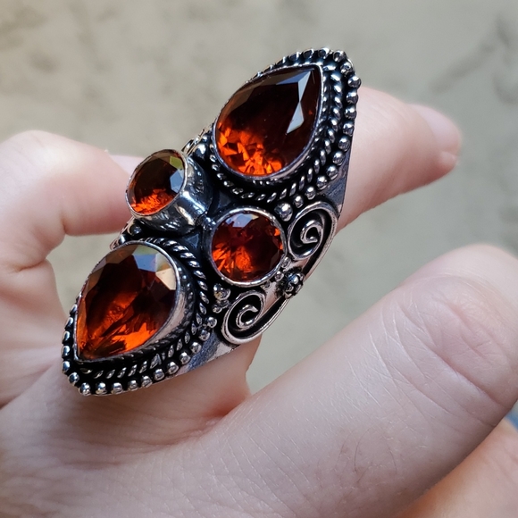 New Mozambique Garnet 925 Silver Statement Ring. - Picture 7 of 10